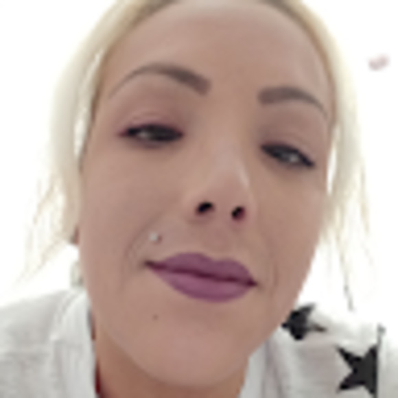 Meet your Posher, Melissa - Picture 1 of 1